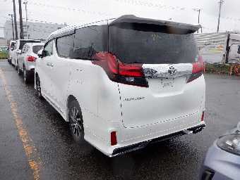TOYOTA ALPHARD 2017 Image 19