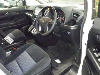 TOYOTA ALPHARD 2017 Image 5