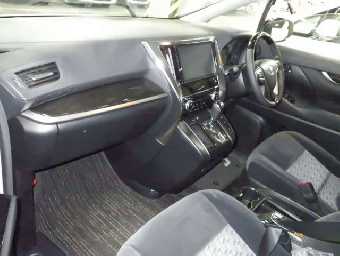 TOYOTA ALPHARD 2017 Image 7