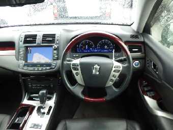 TOYOTA CROWN HYBRID 2011 Image 3