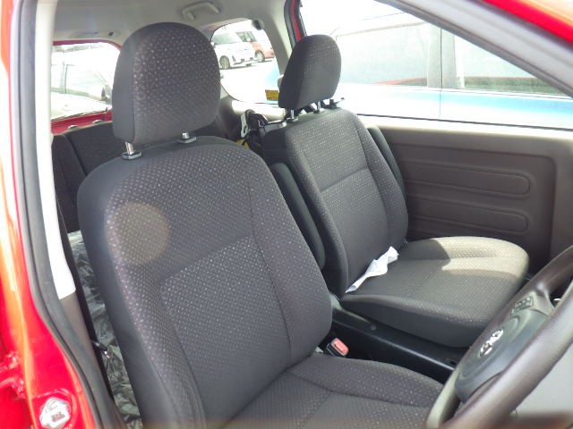 TOYOTA PORTE 2012 Image 25