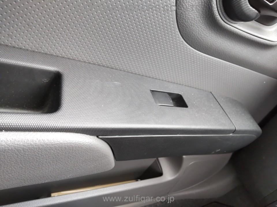 NISSAN NV150 AD 2017 Image 10