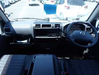 MAZDA BONGO 2018 Image 5