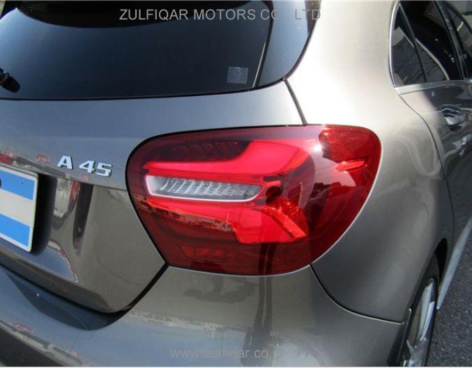 MERCEDES BENZ A CLASS 2018 Image 31