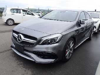 MERCEDES BENZ A CLASS 2018 Image 35