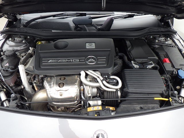 MERCEDES BENZ A CLASS 2018 Image 45