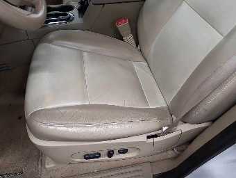 FORD EXPLORER 2011 Image 8