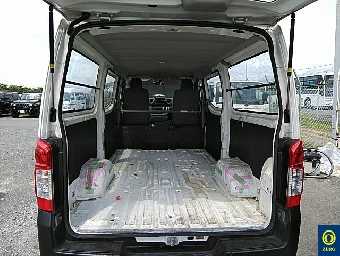 NISSAN NV350 CARAVAN 2017 Image 8