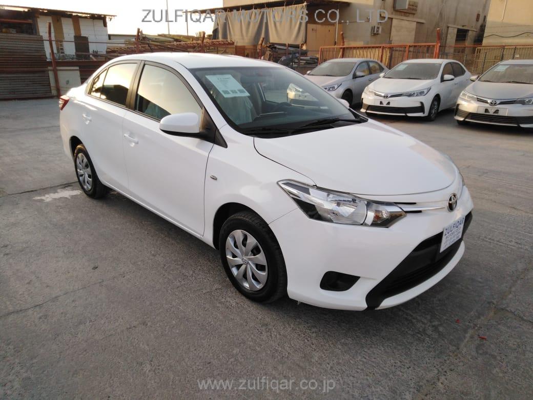 TOYOTA YARIS 2017 Image 2