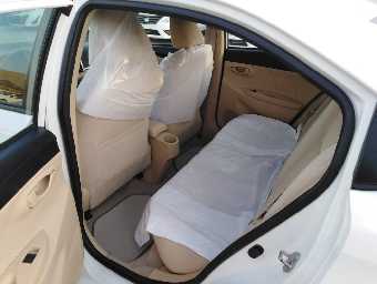 TOYOTA YARIS 2017 Image 14