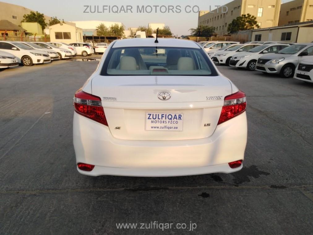 TOYOTA YARIS 2017 Image 10