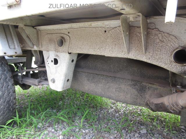 SUZUKI CARRY TRUCK 2001 Image 5