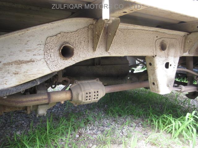 SUZUKI CARRY TRUCK 2001 Image 6