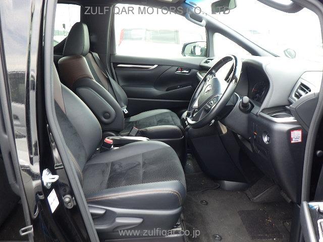TOYOTA ALPHARD 2017 Image 11