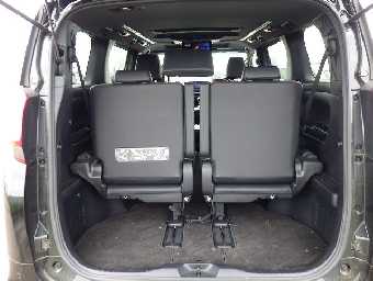 TOYOTA ALPHARD 2017 Image 13