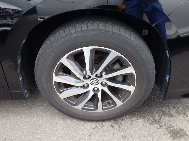 TOYOTA ALPHARD 2017 Image 24