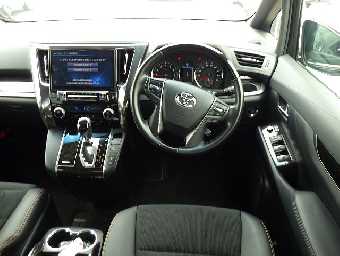 TOYOTA ALPHARD 2017 Image 8