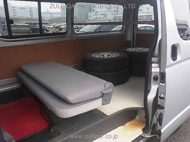 TOYOTA HIACE 2009 Image 12