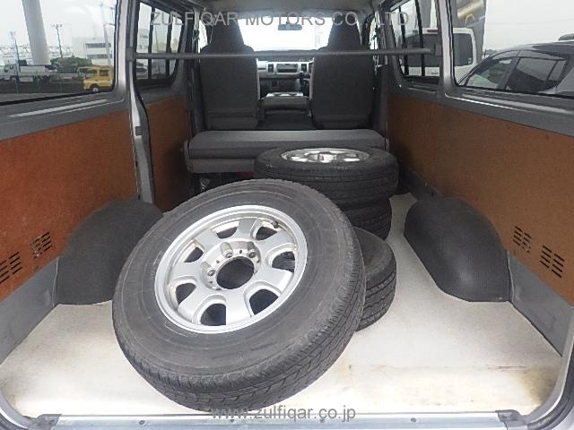 TOYOTA HIACE 2009 Image 10