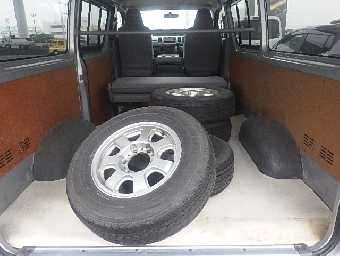 TOYOTA HIACE 2009 Image 7