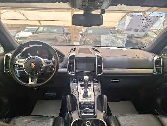 PORSCHE CAYENNE 2010 Image 12