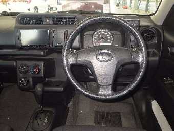 TOYOTA PROBOX 2017 Image 6