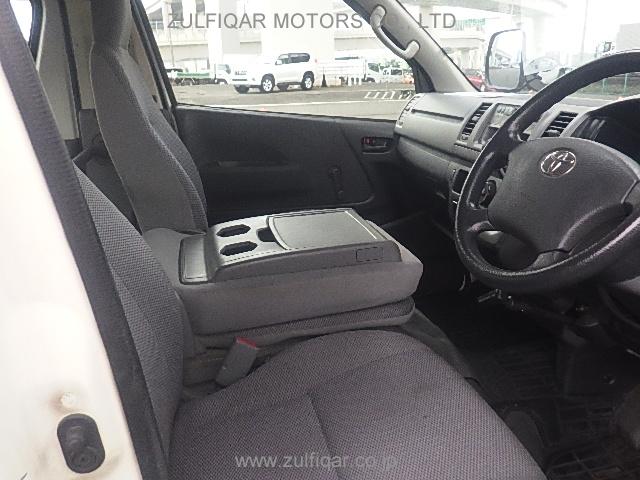 TOYOTA HIACE 2010 Image 11