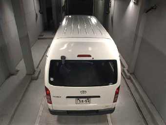 TOYOTA HIACE 2010 Image 7