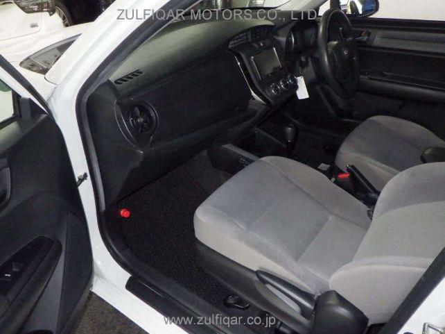 TOYOTA COROLLA AXIO 2016 Image 8