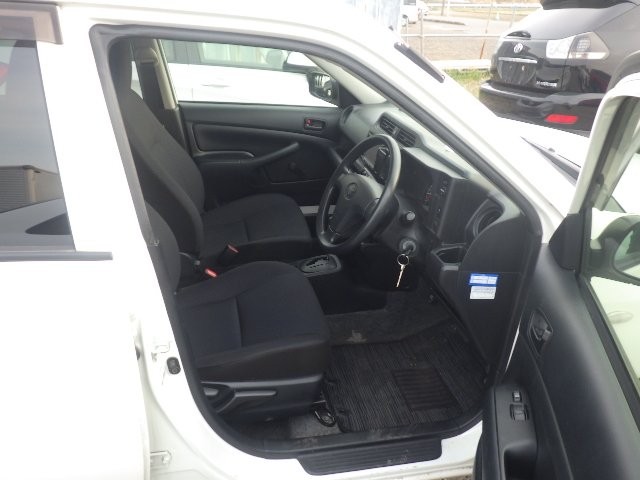 TOYOTA PROBOX 2017 Image 25