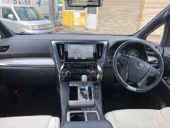 TOYOTA ALPHARD 2018 Image 21