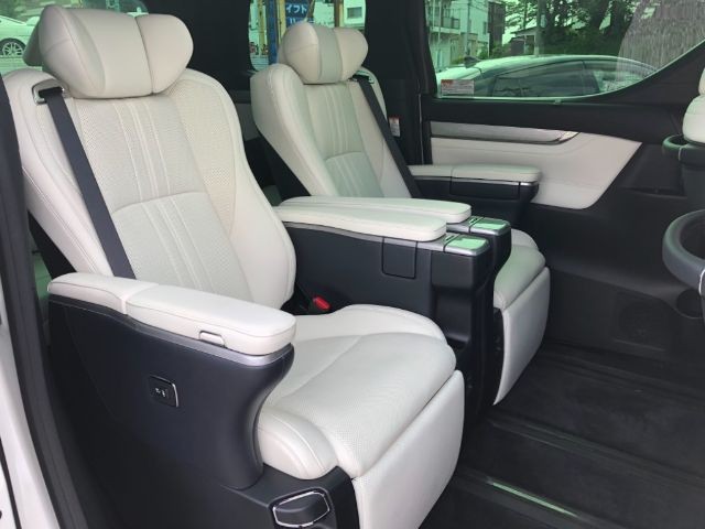 TOYOTA ALPHARD 2018 Image 37