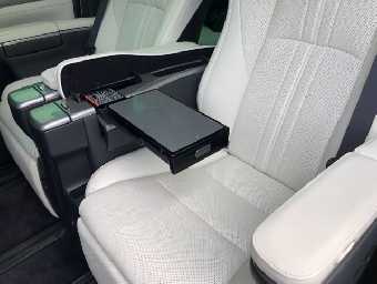 TOYOTA ALPHARD 2018 Image 30