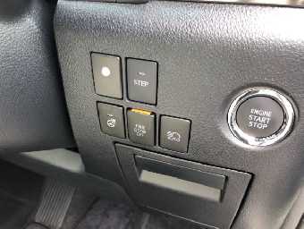 TOYOTA ALPHARD 2018 Image 40