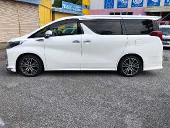 TOYOTA ALPHARD 2018 Image 8
