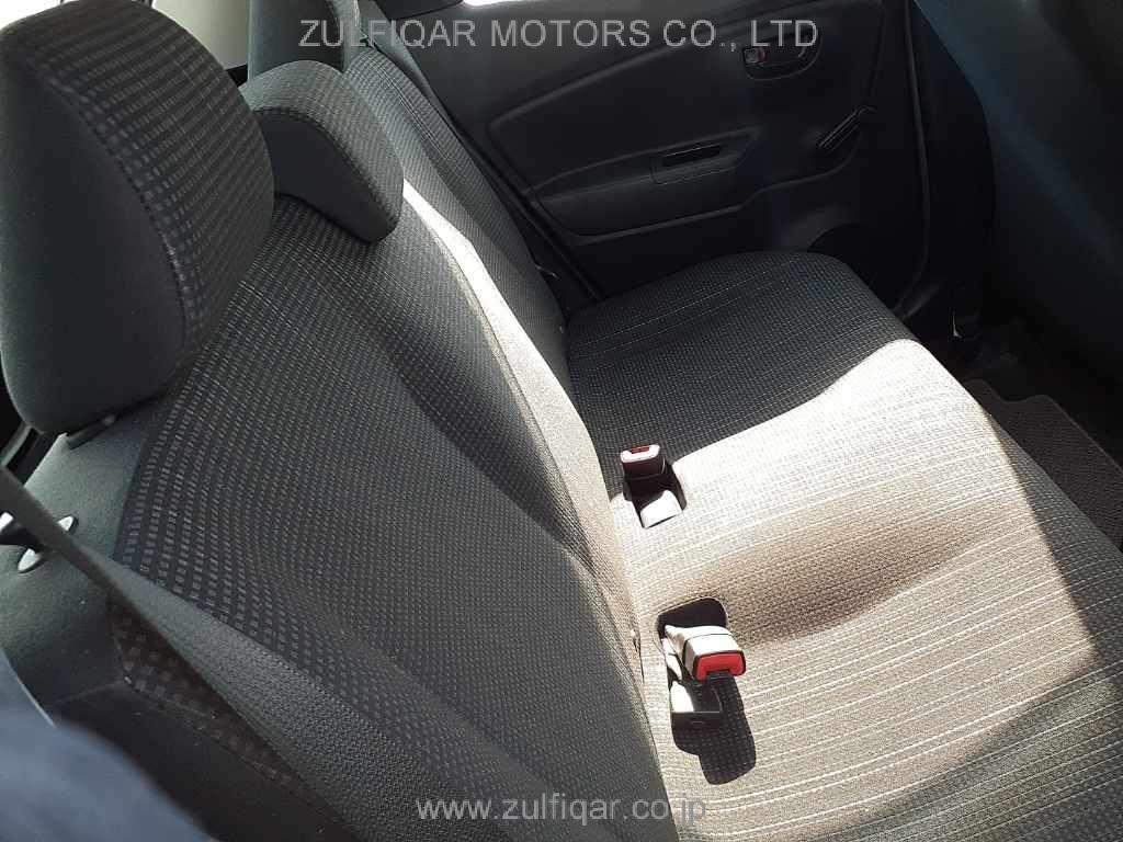 TOYOTA VITZ 2017 Image 9