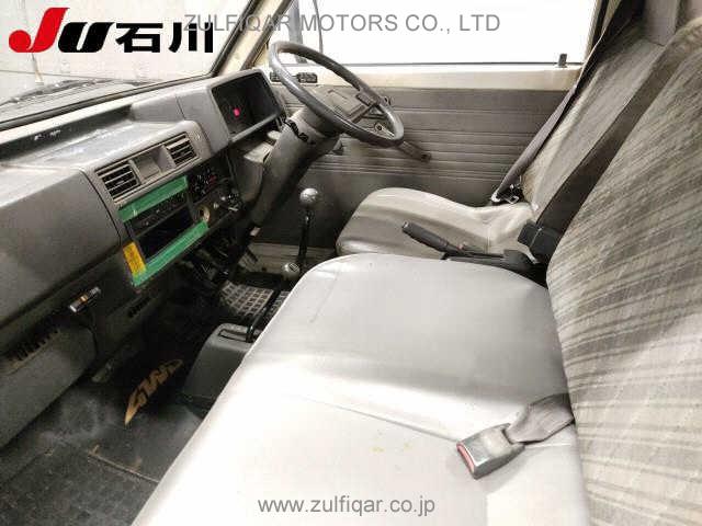 NISSAN VANETTE TRUCK 1996 Image 4