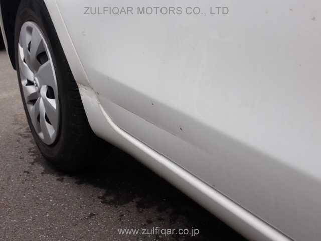 TOYOTA VITZ 2017 Image 5