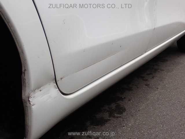 TOYOTA VITZ 2017 Image 7