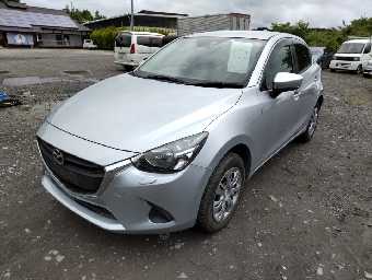 MAZDA DEMIO 2017 Image 1