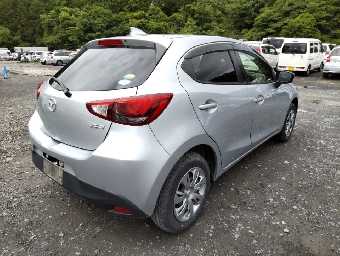 MAZDA DEMIO 2017 Image 2