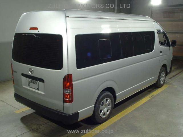 TOYOTA HIACE BUS 2016 Image 2