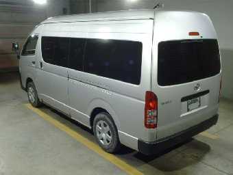 TOYOTA HIACE BUS 2016 Image 4