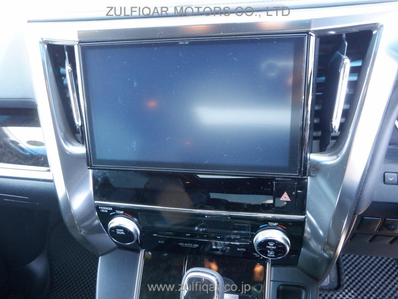 TOYOTA VELLFIRE 2017 Image 23