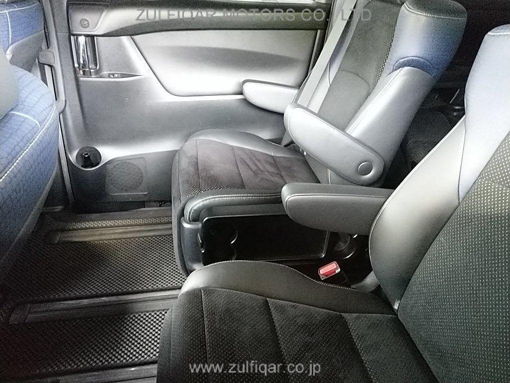 TOYOTA VELLFIRE 2017 Image 6