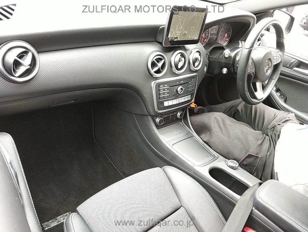 MERCEDES BENZ A CLASS 2017 Image 3