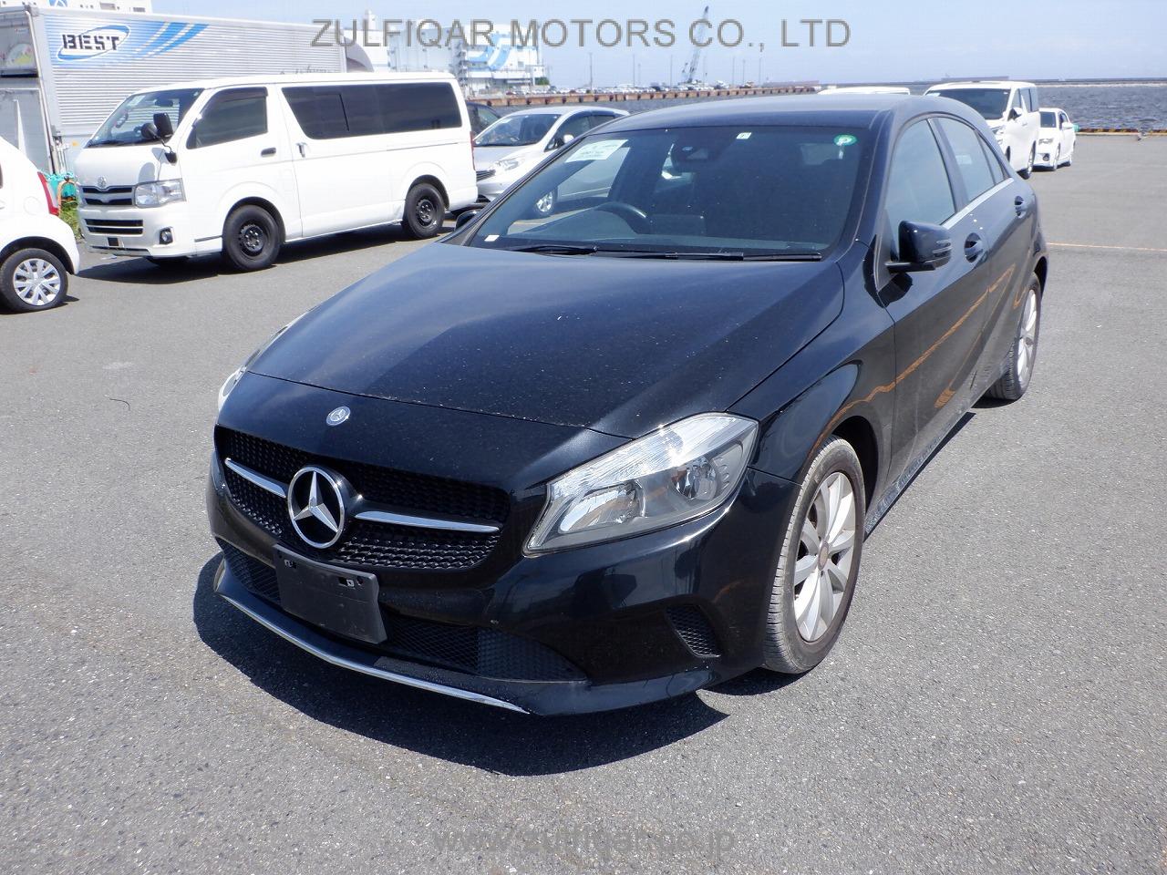 MERCEDES BENZ A CLASS 2017 Image 21