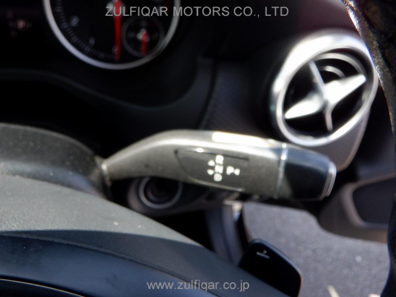 MERCEDES BENZ A CLASS 2017 Image 10