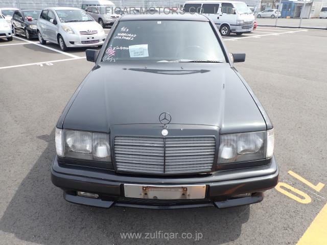 MERCEDES BENZ 300E 1990 Image 12