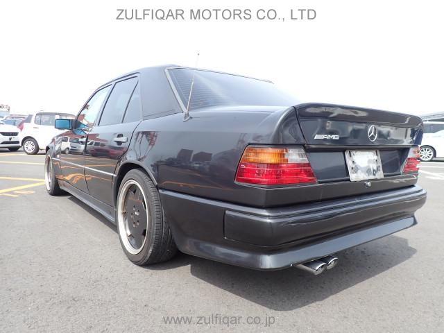 MERCEDES BENZ 300E 1990 Image 8